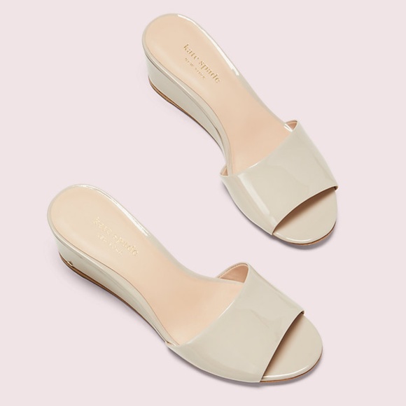 KATE SPADE Willow Wedge Slip-on Sandal Beige Patent Leather Mule Pumps 7 - Picture 7 of 11